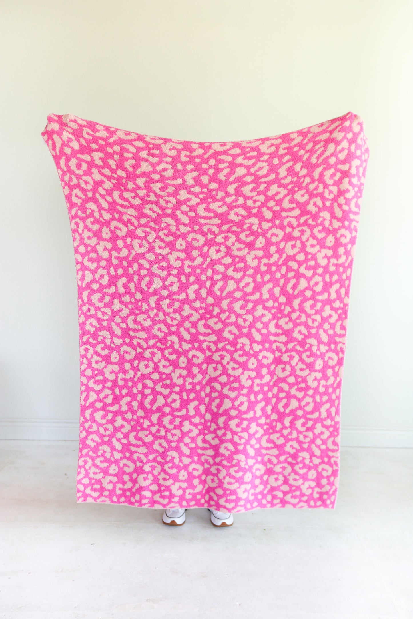 Bright Pink Leopard Blanket