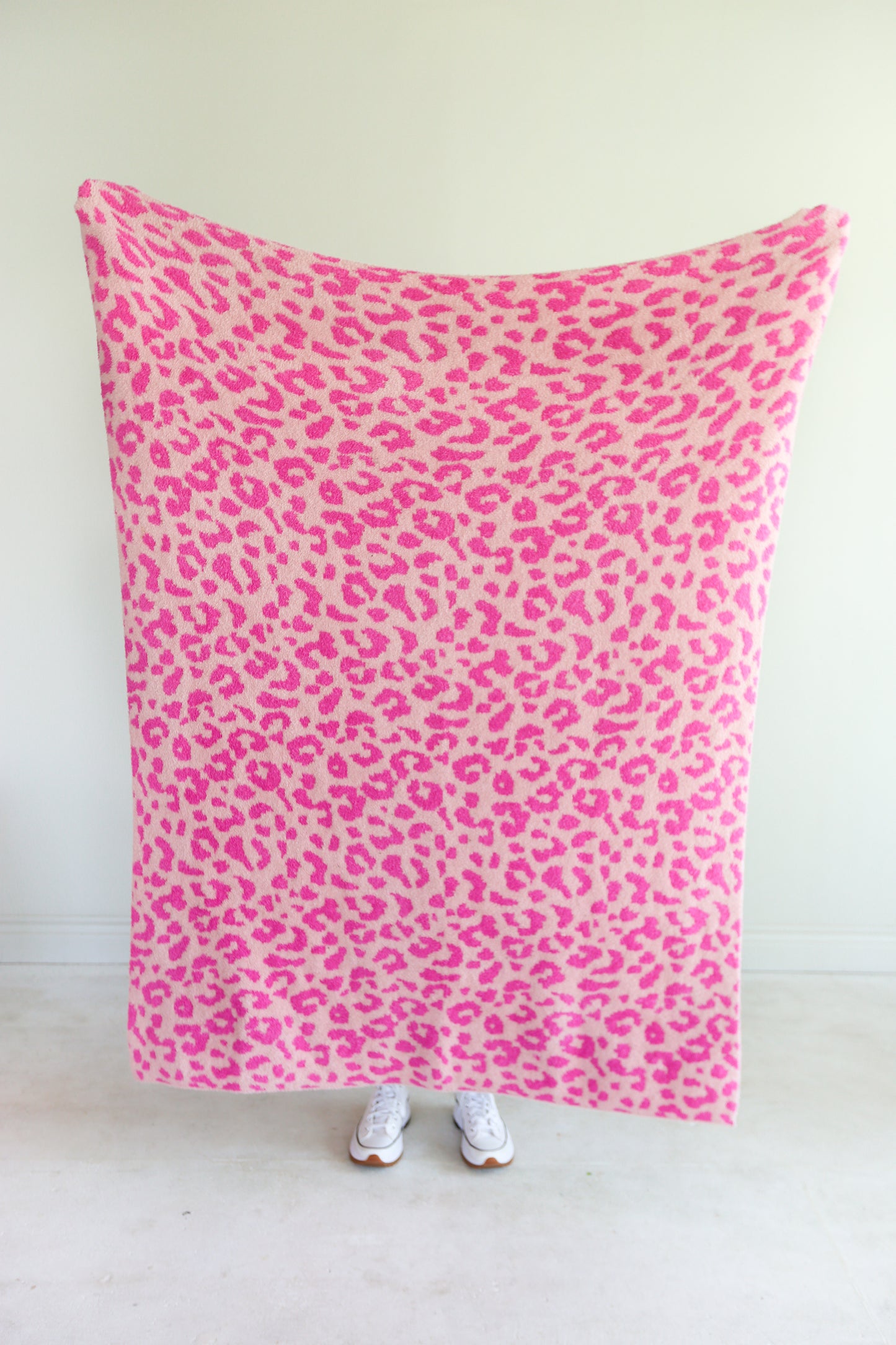 Bright Pink Leopard Blanket